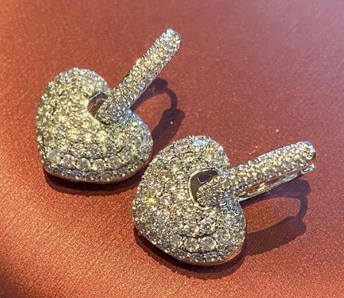 Hanging Hearts Ear Rings